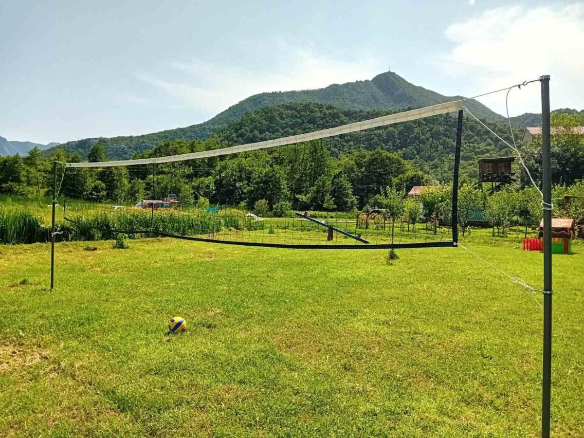 Camp Sunny Hills Hotell Virpazar Eksteriør bilde